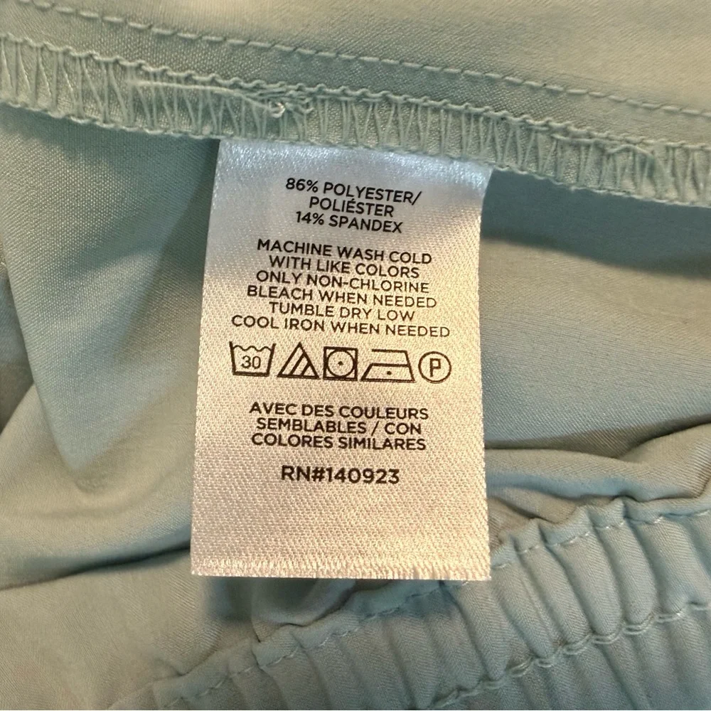 Lou & Grey Women's Sea Foam Green Athletic Shorts - Picture 4 of 5